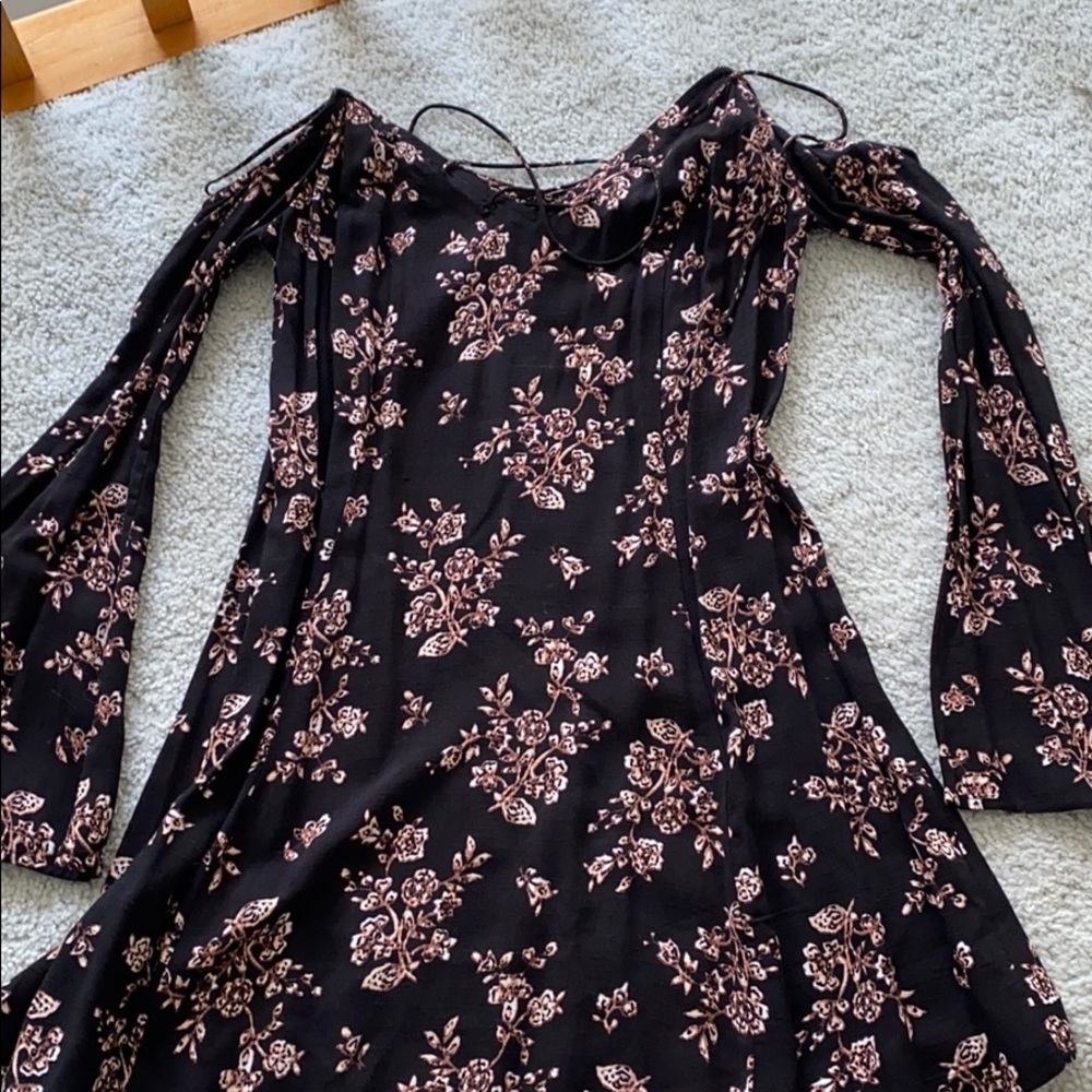 Mimi chica floral print off shoulder mini dress